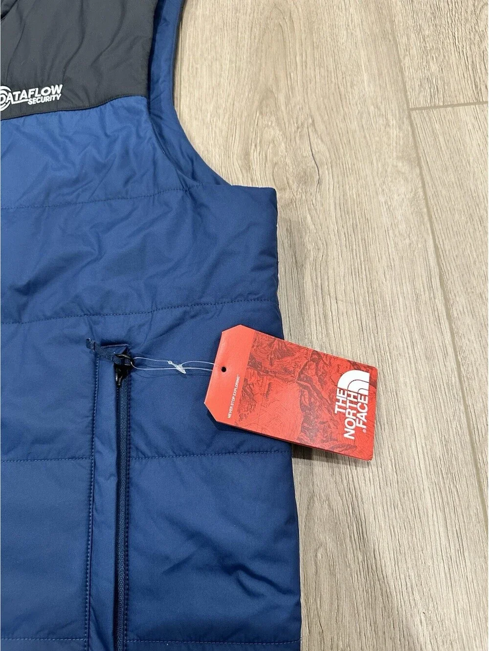 NWT The North Face Everyday Insulated Vest Black Blue Men’s Sz XL Puffer Style
